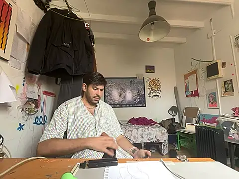 Snapshot of xxlbarcelona chatting on 04-01-26, 11:44 xxlbarcelona online show from 04-01-26, 11:44