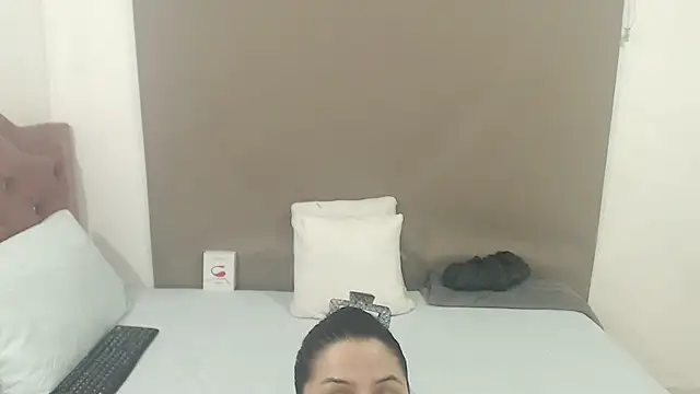 kimberlyjamexxx online show from 11-11-25, 04:01