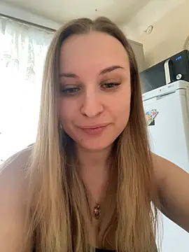 Snapshot of OlgaBuzzz chatting on 01-08-25, 07:45 OlgaBuzzz online show from 01-08-25, 07:45