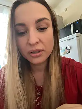 Snapshot of OlgaBuzzz chatting on 02-06-25, 03:48 OlgaBuzzz online show from 02-06-25, 03:48