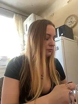 Snapshot of OlgaBuzzz chatting on 02-23-25, 05:23 OlgaBuzzz online show from 02-23-25, 05:23