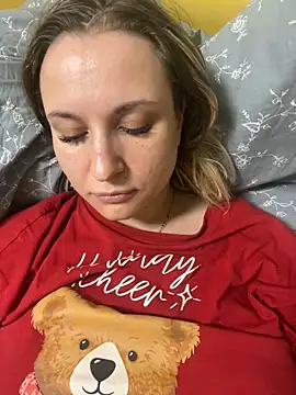 Snapshot of OlgaBuzzz chatting on 03-10-25, 01:54 OlgaBuzzz online show from 03-10-25, 01:54