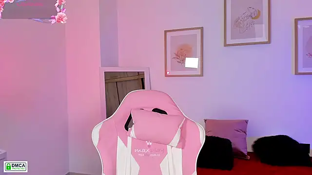 Veronica isaza   online show from 11-18-25, 12:31