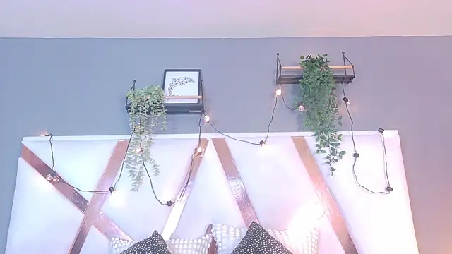 AmbarHills 1 online show from 12-18-25, 11:38