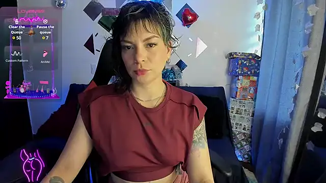 Snapshot of cocochanell6666 chatting on 12-26-24, 08:42 cocochanell6666 online show from 12-26-24, 08:42
