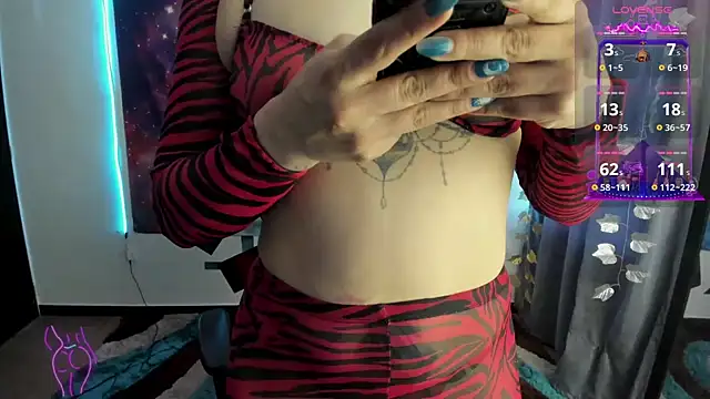 Snapshot of cocochanell6666 chatting on 02-14-25, 10:25 cocochanell6666 online show from 02-14-25, 10:25