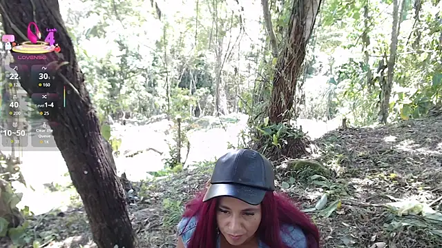 Snapshot of andreu_mature chatting on 11-22-25, 04:17 andreu mature online show from 11-22-25, 04:17