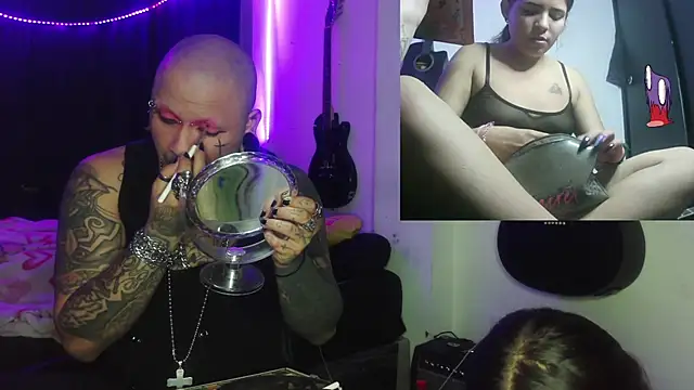 Snapshot of darkclothes chatting on 01-24-25, 06:24 darkclothes online show from 01-24-25, 06:24