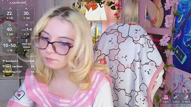 Coconut Mia online show from 12-24-24, 12:00