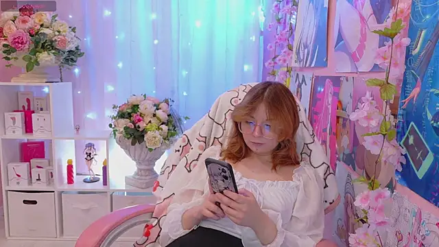 Coconut Mia online show from 05-16-26, 03:11