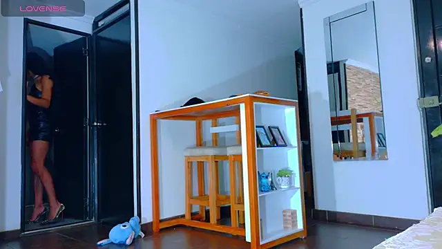 alya lovecraft02 online show from 12-16-25, 01:43