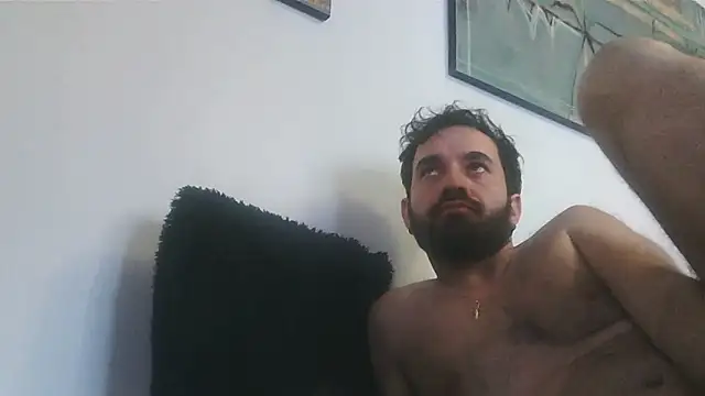 Snapshot of FJcouple chatting on 01-08-25, 09:00 FJcouple online show from 01-08-25, 09:00