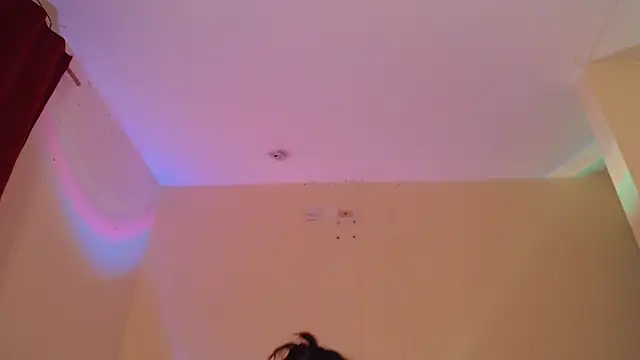 Snapshot of _maiahairy_ chatting on 12-10-24, 01:32 maiahairy online show from 12-10-24, 01:32