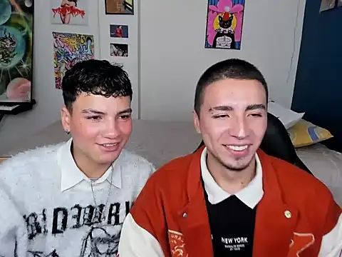Snapshot of sweet_boys_xx chatting on 02-12-25, 11:51 sweet boys xx online show from 02-12-25, 11:51