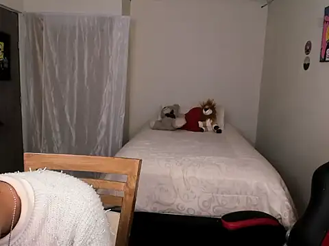 Snapshot of sweet_boys_xx chatting on 03-12-25, 02:23 sweet boys xx online show from 03-12-25, 02:23