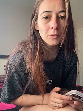 SOFIASWEETSECRETT online show from 06-12-26, 07:40
