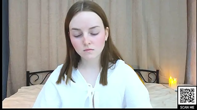 Snapshot of Wild__flowers chatting on 02-06-25, 02:58 Wild  flowers online show from 02-06-25, 02:58