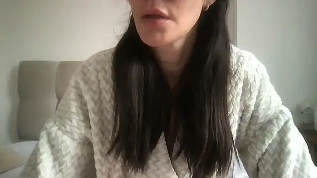 Snapshot of paolajonez chatting on 02-02-26, 05:22 paolajonez online show from 02-02-26, 05:22