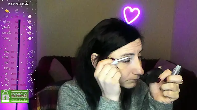 Muse kitty jenia online show from 12-04-25, 06:27