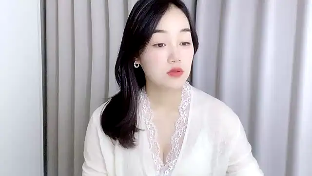 cloud8822 online show from 11-05-25, 05:29