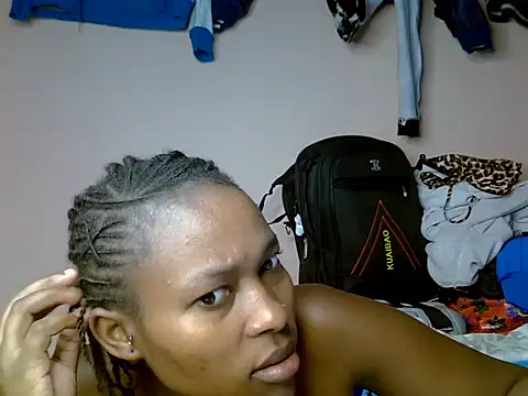 Snapshot of Ebony_sluty1 chatting on 10-31-25, 09:16 Ebony sluty1 online show from 10-31-25, 09:16