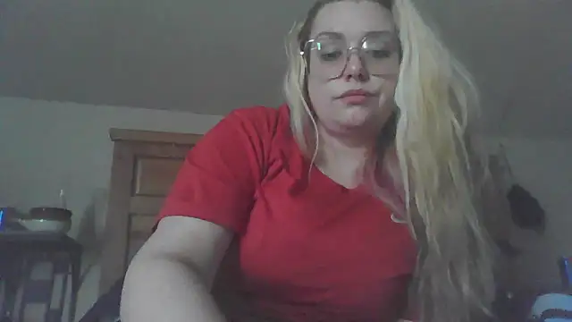 Snapshot of Lalalynn chatting on 06-11-26, 07:56 Lalalynn online show from 06-11-26, 07:56