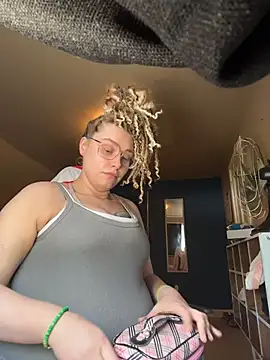 Lalalynn online show from 06-27-26, 06:35