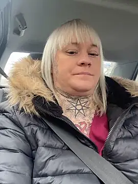 poussichienne online show from 02-08-26, 10:18