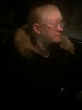 poussichienne online show from 02-16-26, 04:52