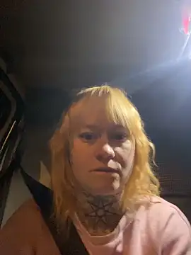 poussichienne online show from 04-25-26, 02:58