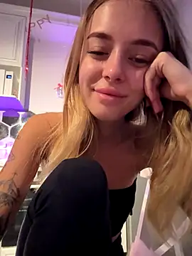 enjoy my beauty online show from 10-27-25, 05:33