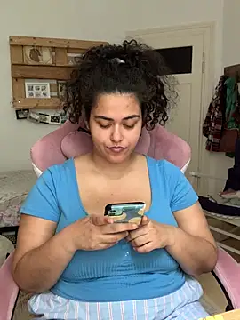Curvydesifromgermany online show from 07-02-26, 01:28