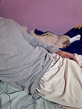 Snapshot of Mrtzz_ chatting on 10-12-25, 08:30 Mrtzz online show from 10-12-25, 08:30