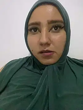 Snapshot of hannahayat chatting on 12-27-24, 03:31 hannahayat online show from 12-27-24, 03:31