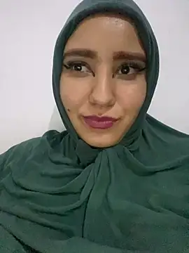 Snapshot of hannahayat chatting on 12-29-24, 01:34 hannahayat online show from 12-29-24, 01:34