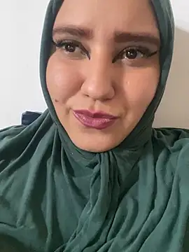 Snapshot of hannahayat chatting on 12-29-24, 08:37 hannahayat online show from 12-29-24, 08:37