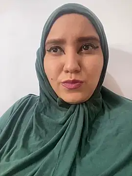 Snapshot of hannahayat chatting on 12-31-24, 03:20 hannahayat online show from 12-31-24, 03:20