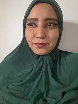 Snapshot of hannahayat chatting on 01-03-25, 09:05 hannahayat online show from 01-03-25, 09:05