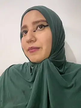 Snapshot of hannahayat chatting on 01-04-25, 09:09 hannahayat online show from 01-04-25, 09:09