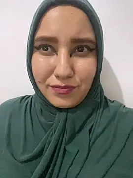 Snapshot of hannahayat chatting on 01-05-25, 03:32 hannahayat online show from 01-05-25, 03:32