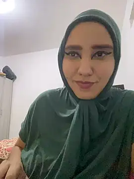 Snapshot of hannahayat chatting on 01-06-25, 12:05 hannahayat online show from 01-06-25, 12:05