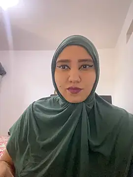 Snapshot of hannahayat chatting on 01-07-25, 03:02 hannahayat online show from 01-07-25, 03:02