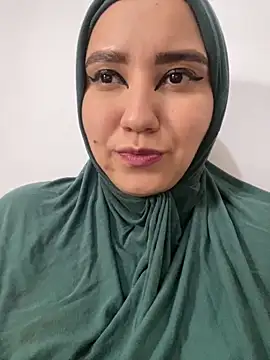 Snapshot of hannahayat chatting on 01-14-25, 02:53 hannahayat online show from 01-14-25, 02:53