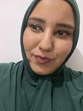 Snapshot of hannahayat chatting on 01-16-25, 11:48 hannahayat online show from 01-16-25, 11:48