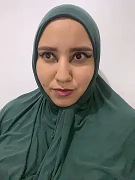 Snapshot of hannahayat chatting on 01-18-25, 11:00 hannahayat online show from 01-18-25, 11:00