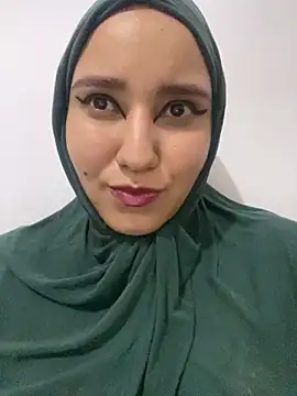 Snapshot of hannahayat chatting on 01-23-25, 01:41 hannahayat online show from 01-23-25, 01:41