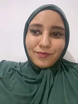 Snapshot of hannahayat chatting on 01-26-25, 01:52 hannahayat online show from 01-26-25, 01:52