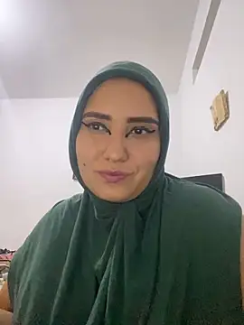 Snapshot of hannahayat chatting on 03-05-25, 01:10 hannahayat online show from 03-05-25, 01:10