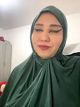 Snapshot of hannahayat chatting on 09-24-25, 02:53 hannahayat online show from 09-24-25, 02:53