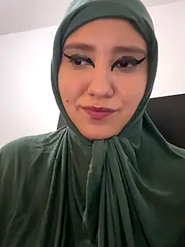 Snapshot of hannahayat chatting on 11-02-25, 03:25 hannahayat online show from 11-02-25, 03:25